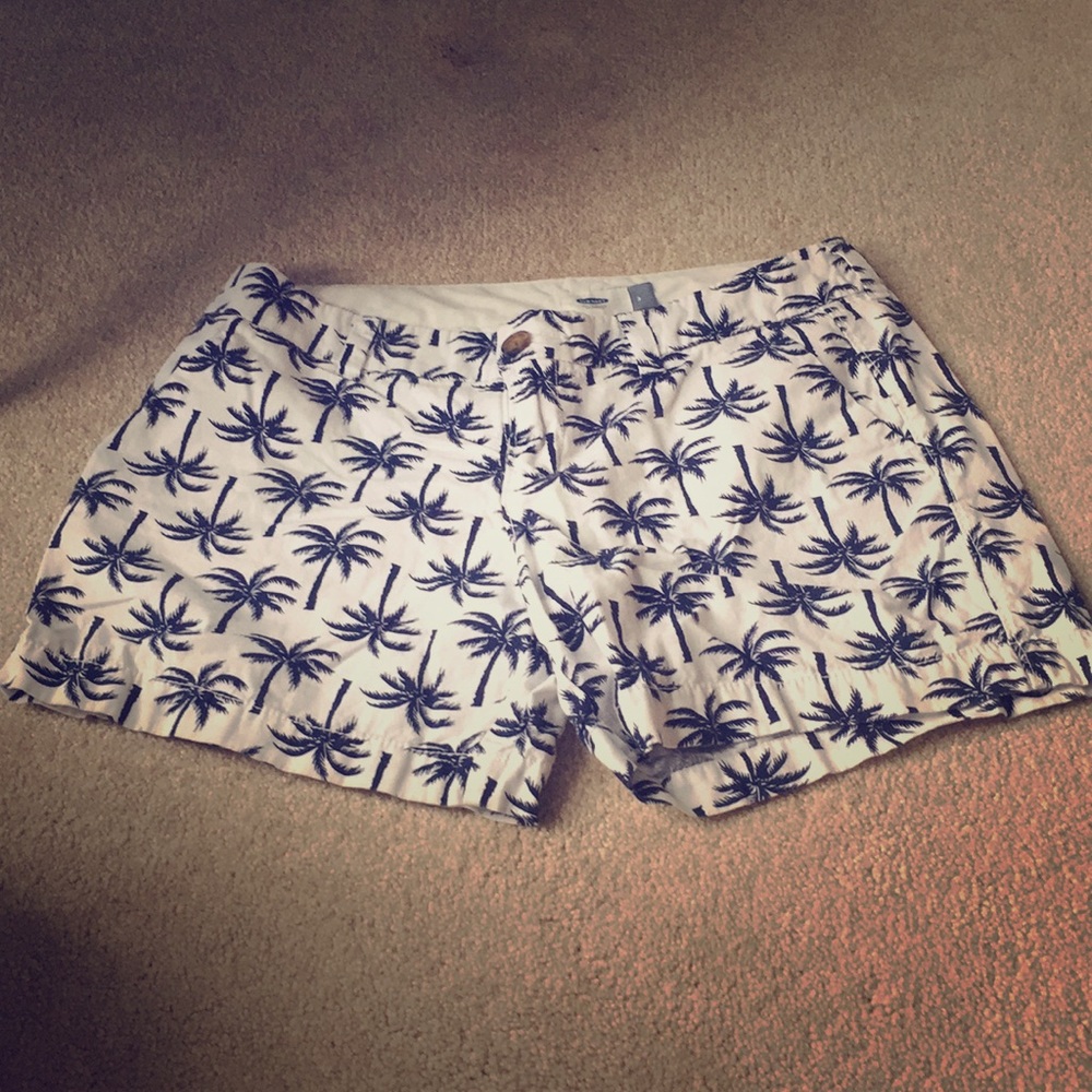Palm tree jean shorts